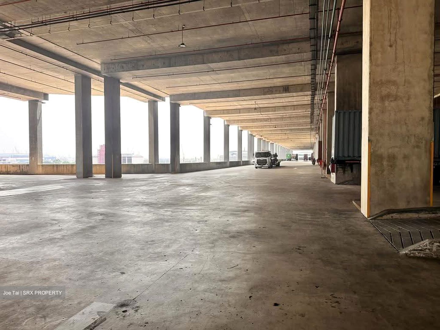Gul Way (D22), Warehouse #632853161